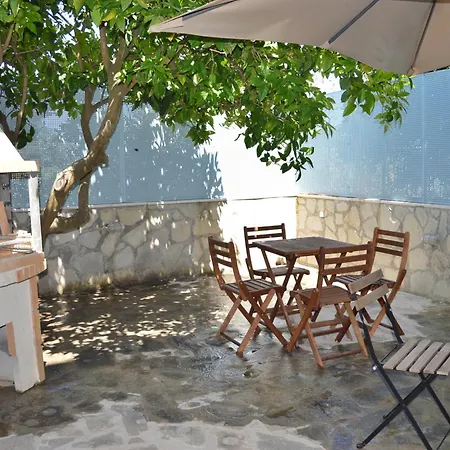 Milmak House, Lixouri, Kefalonia Apartment